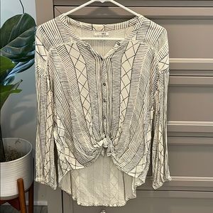 Amuse Society top